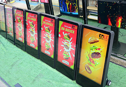 Portable Battery Powered Outdoor Digital Signage